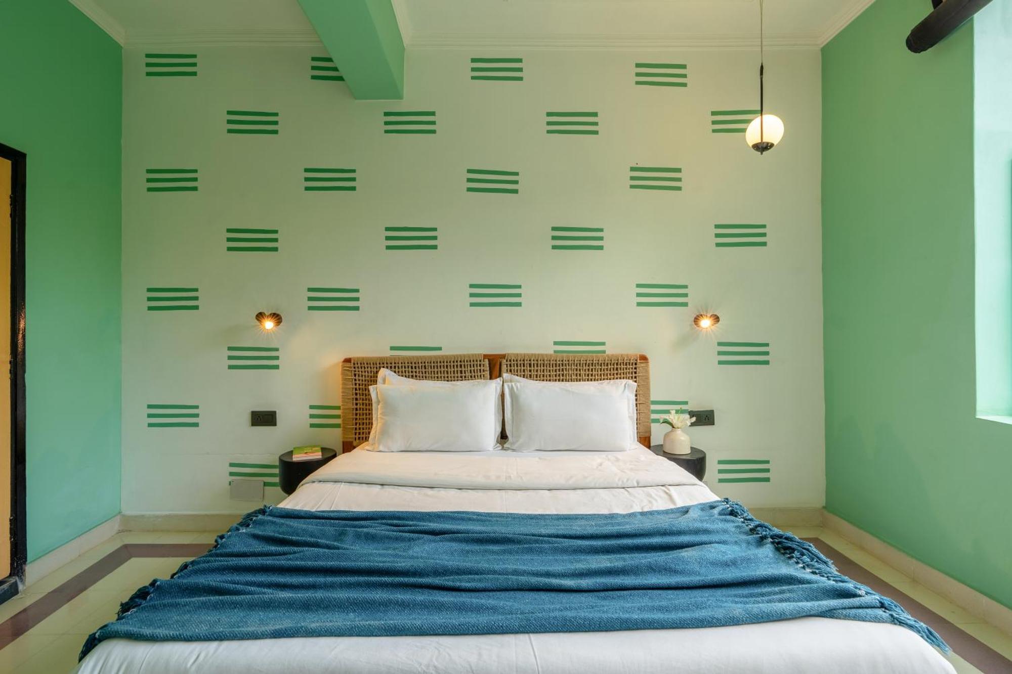 ניו דלהי Minimalist One Hauz Khas Village מראה חיצוני תמונה