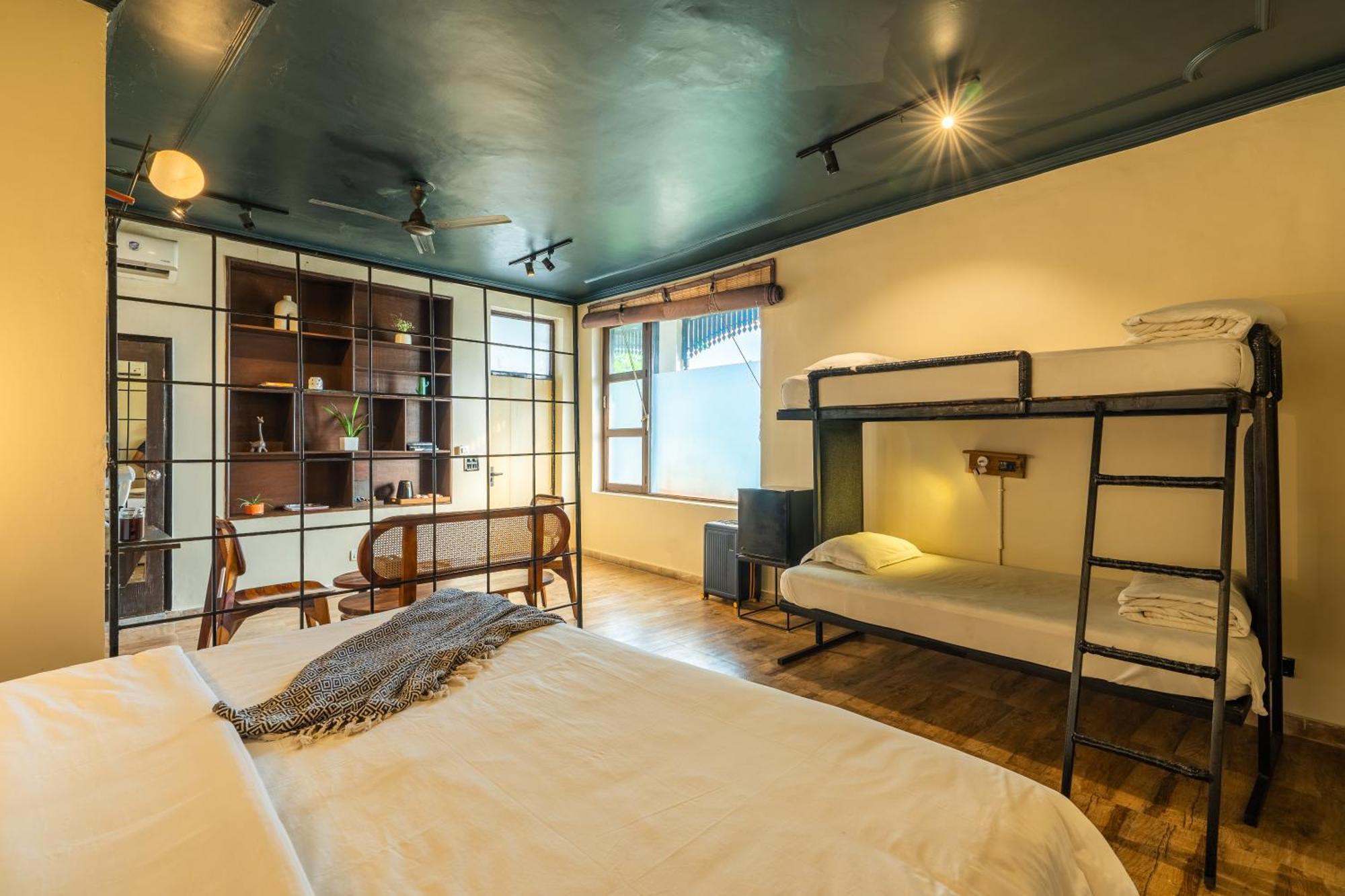 ניו דלהי Minimalist One Hauz Khas Village מראה חיצוני תמונה
