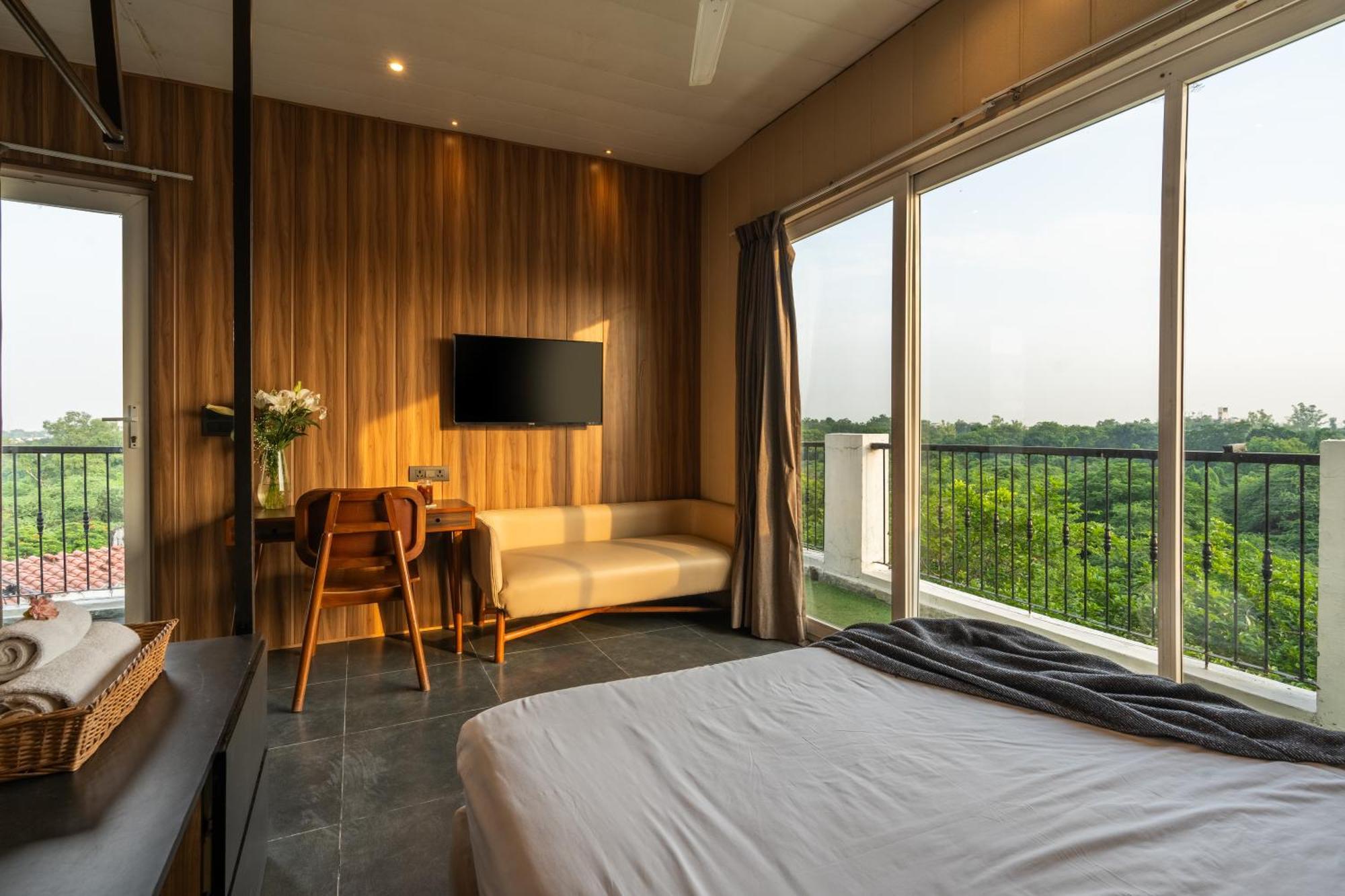 ניו דלהי Minimalist One Hauz Khas Village מראה חיצוני תמונה