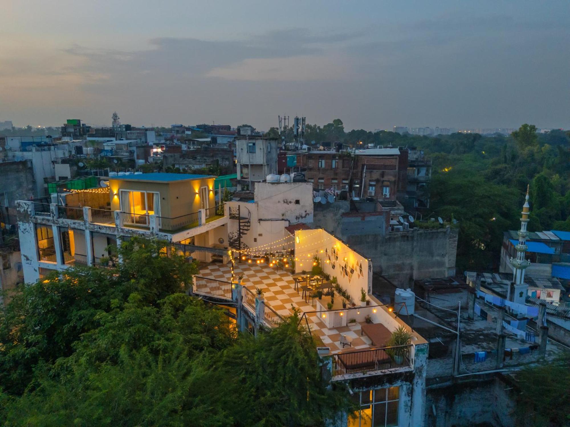 ניו דלהי Minimalist One Hauz Khas Village מראה חיצוני תמונה