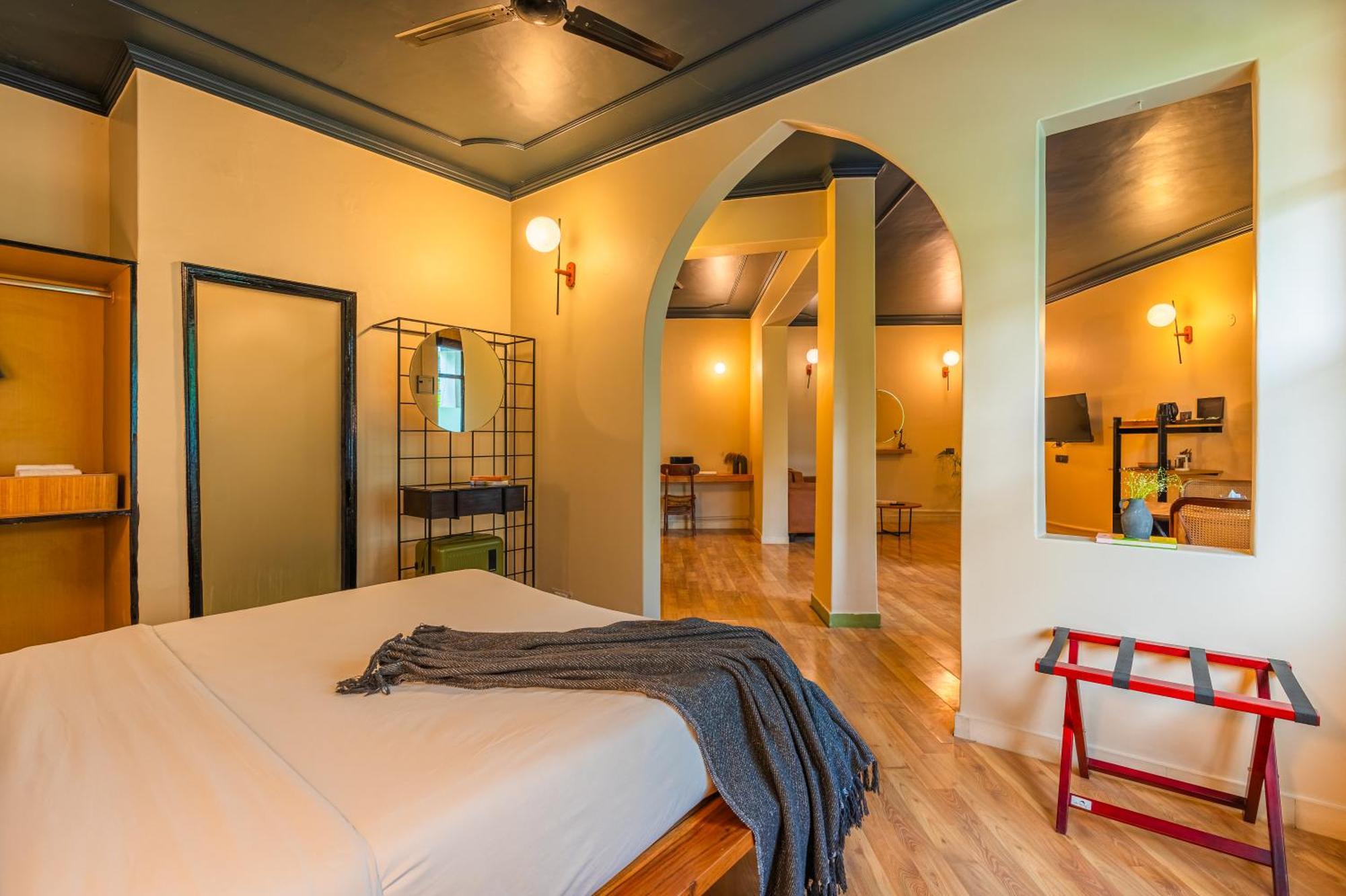 ניו דלהי Minimalist One Hauz Khas Village מראה חיצוני תמונה